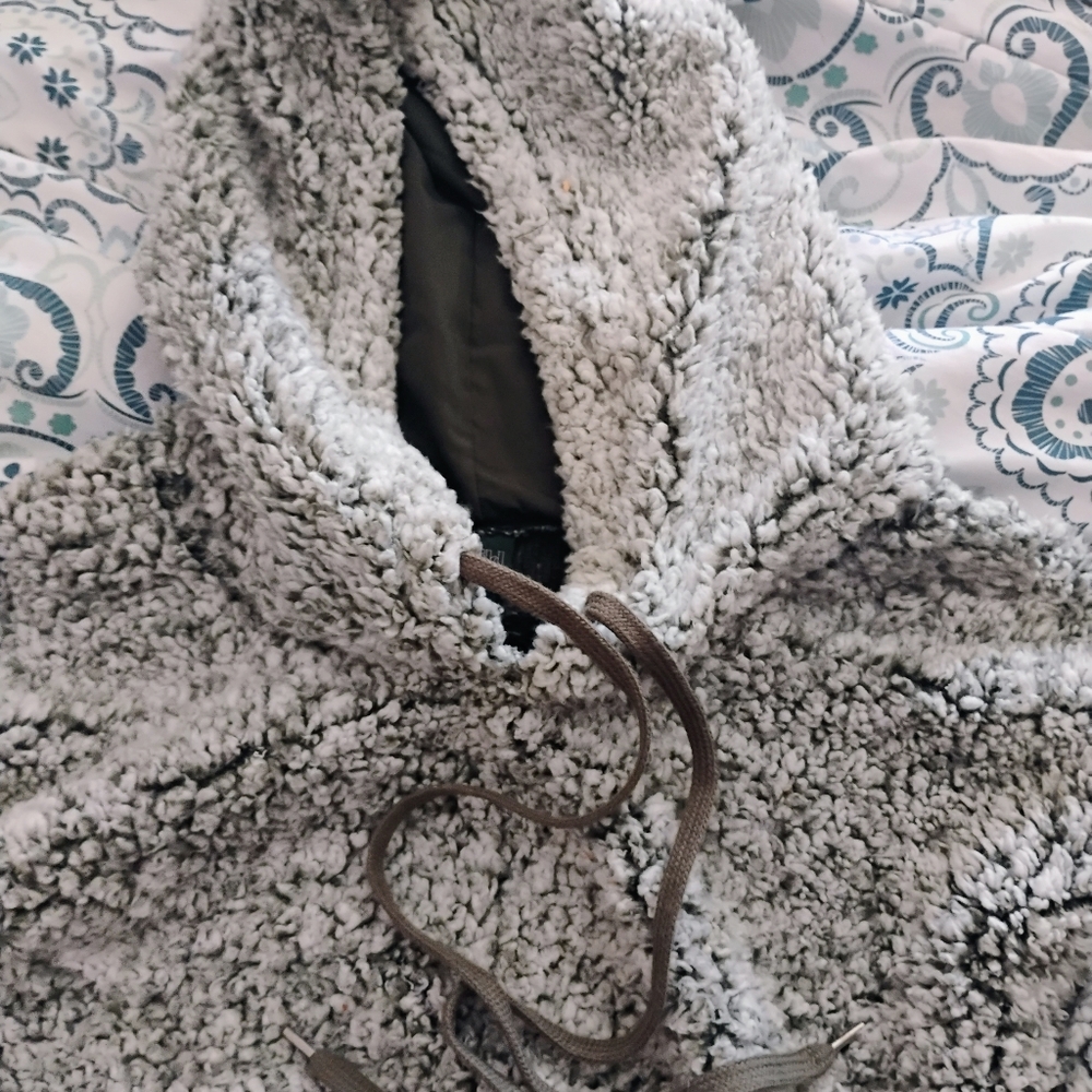 Wild Fable Gray Textured Cowl Sweatshirt With Hood.